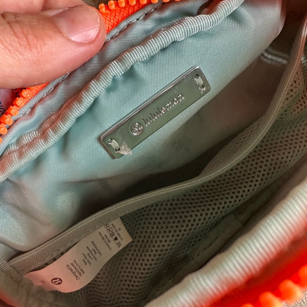Lulu lemon bag